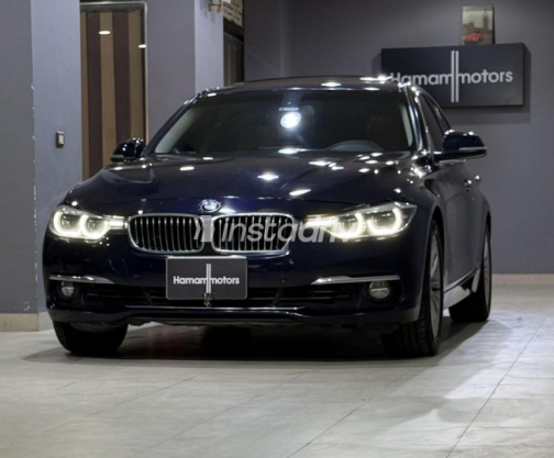 BMW 320 2019 Dark Blue Automatic Used for Sale in Damietta - 3