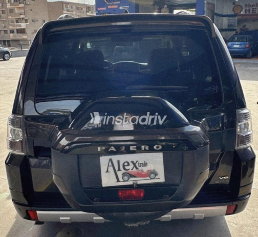Mitsubishi Pajero 2017 Brown Automatic Used for Sale in Nasr city - 6