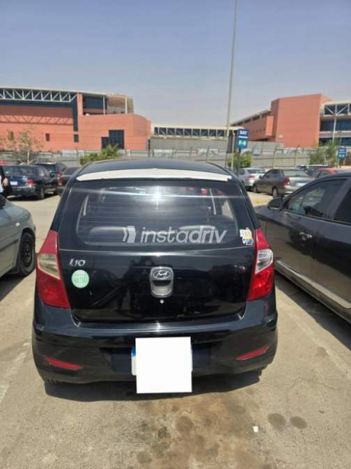 Hyundai I10 2014 Black Automatic Used for Sale in Cairo - 5