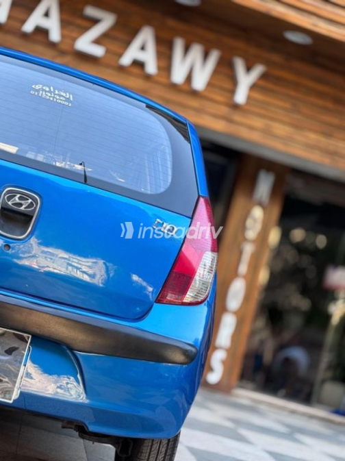Hyundai I10 2010 Dark Blue Automatic Used for Sale in Cairo - 4