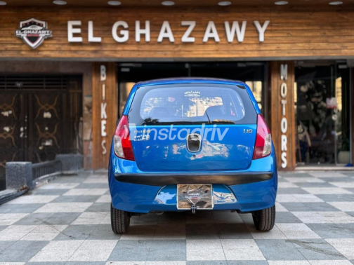 Hyundai I10 2010 Dark Blue Automatic Used for Sale in Cairo - 6