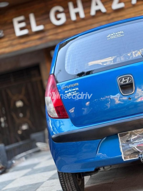 Hyundai I10 2010 Dark Blue Automatic Used for Sale in Cairo - 7