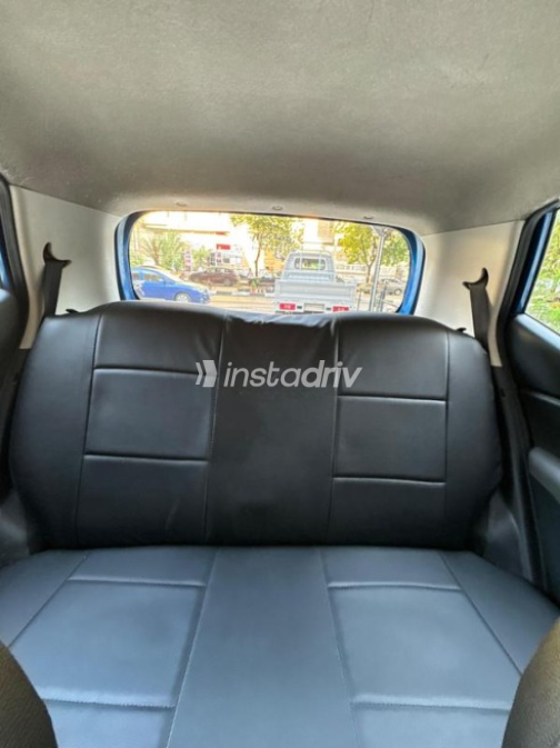Hyundai I10 2010 Dark Blue Automatic Used for Sale in Cairo - 9