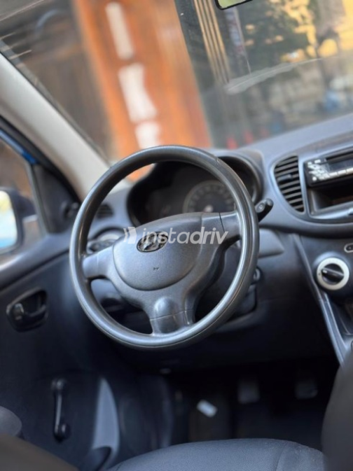 Hyundai I10 2010 Dark Blue Automatic Used for Sale in Cairo - 10