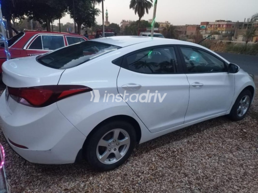 Hyundai Elantra MD 2016 White Automatic Used for Sale in 6 October - 5