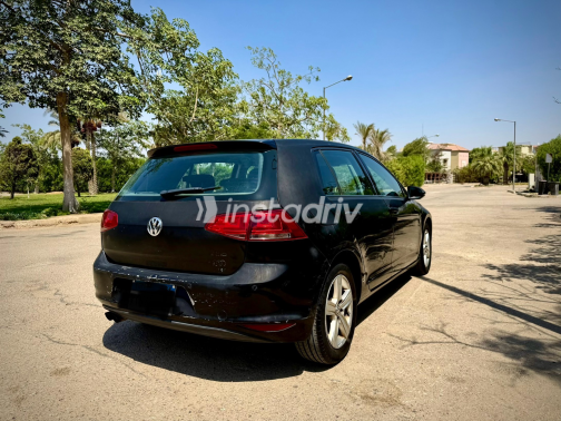 Volkswagen Golf 7 2014 Black Automatic Used for Sale in Greater Cairo ( Cairo + Giza) - 2