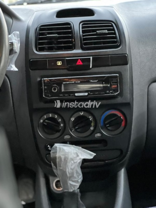 Hyundai Verna 2017 Burgundy Automatic Used for Sale in Alexandria - 4