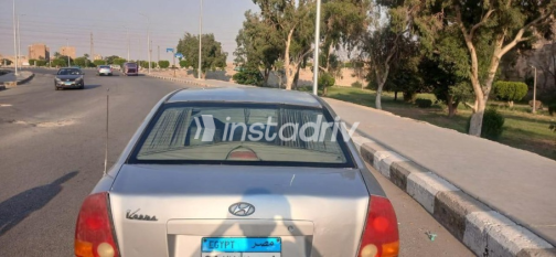 هيونداي فيرنا 2014 فضي أوتوماتيك مستعملة للبيع في حلوان - 3