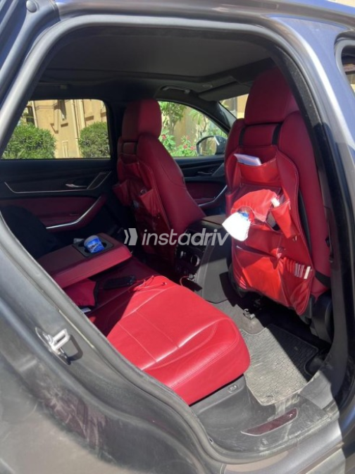 Jaguar F-Pace 2021 White Automatic Used for Sale in Greater Cairo ( Cairo + Giza) - 6