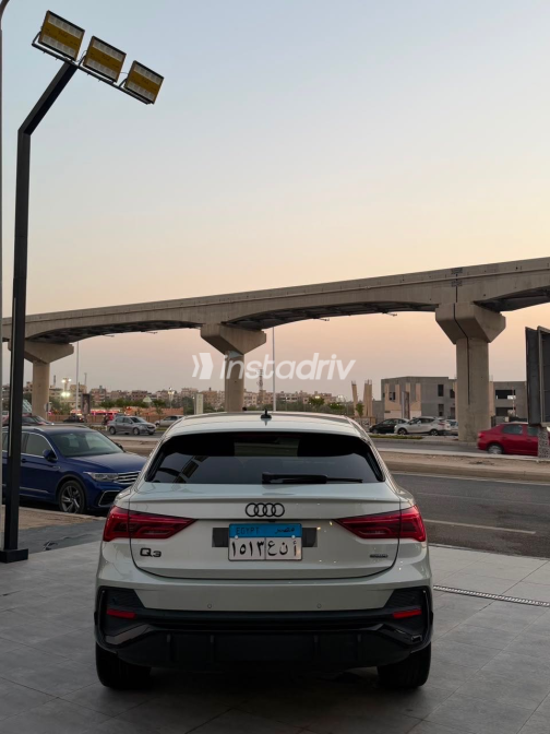 اودي Q3 2024 أبيض أوتوماتيك مستعملة للبيع في القاهرة الكبرى ( القاهرة - الجيزة) - 2