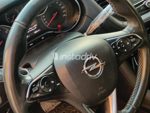 Opel Grandland 2021 White Automatic Used for Sale in Greater Cairo ( Cairo + Giza) - 5