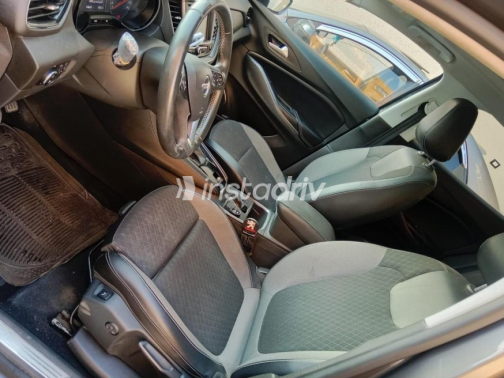 Opel Grandland 2021 White Automatic Used for Sale in Greater Cairo ( Cairo + Giza) - 6