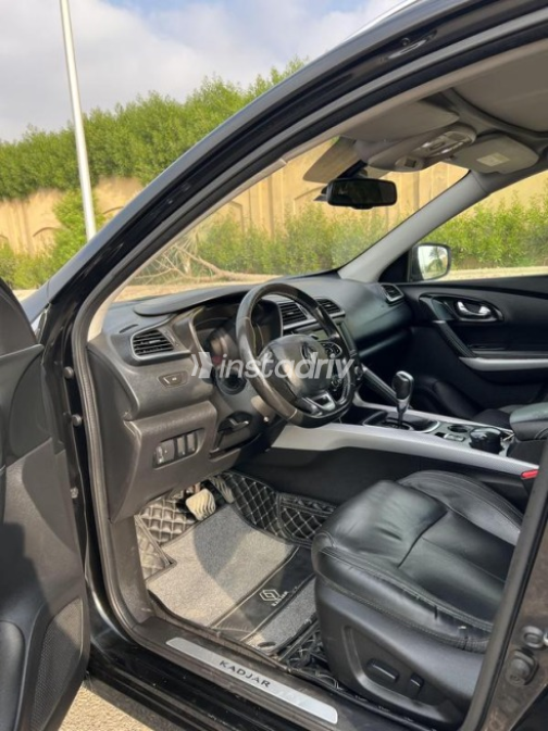Renault Kadjar 2019 Black Automatic Used for Sale in Cairo - 10