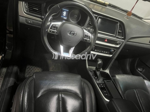Hyundai Sonata 2019 White Automatic Used for Sale in Cairo - 4