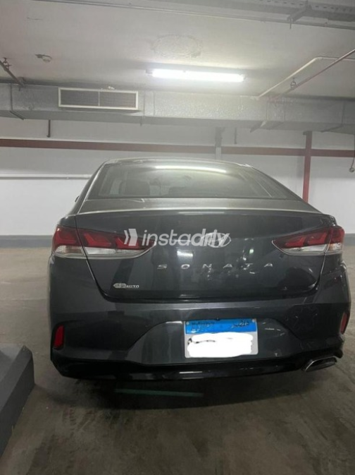 Hyundai Sonata 2019 White Automatic Used for Sale in Cairo - 7