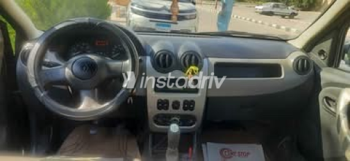 Renault Logan 2011 Black Manual Used for Sale in Greater Cairo ( Cairo + Giza) - 1