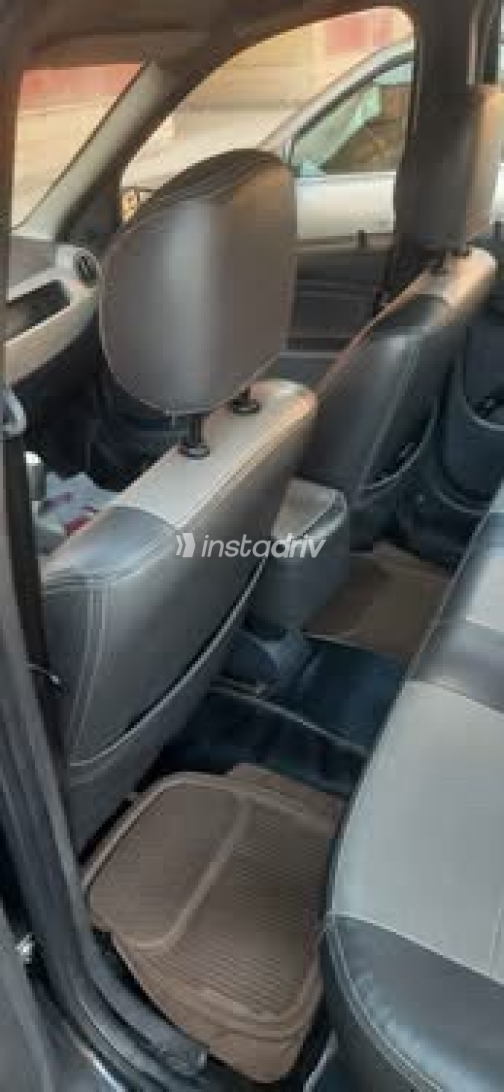 Renault Logan 2011 Black Manual Used for Sale in Greater Cairo ( Cairo + Giza) - 2