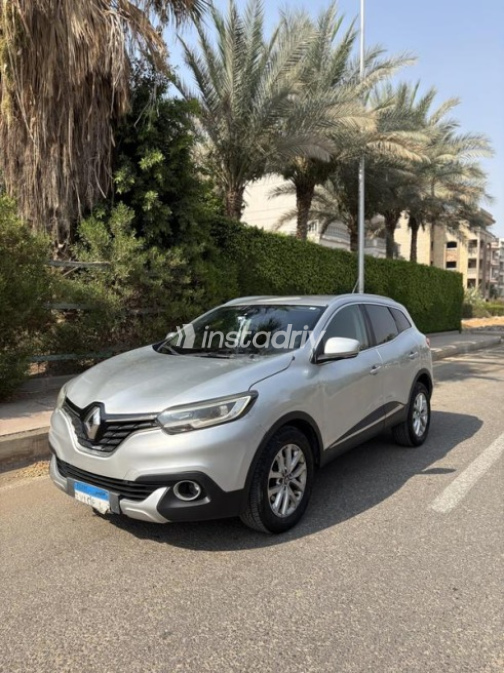 رينو كادجار 2019 فضي أوتوماتيك مستعملة للبيع في العاشر من رمضان - 1