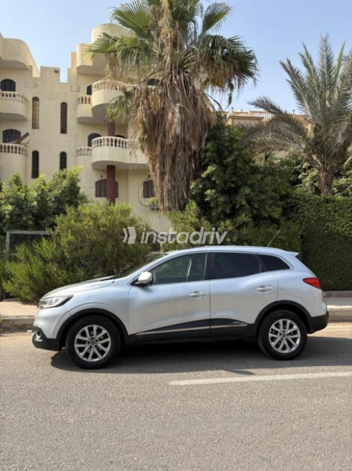 رينو كادجار 2019 فضي أوتوماتيك مستعملة للبيع في العاشر من رمضان - 3