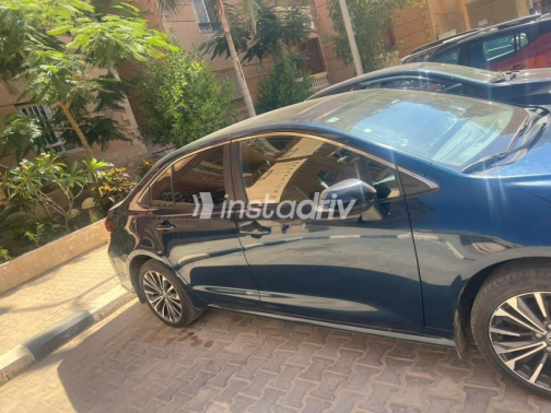 Toyota Corolla 2025 Dark Blue Automatic Used for Sale in Cairo - 4