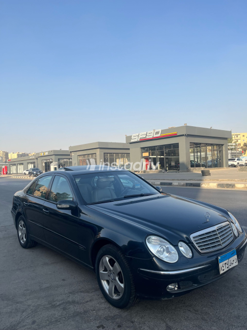 Mercedes E 240 2002 Dark Gray Automatic Used for Sale in Greater Cairo ( Cairo + Giza) - 3