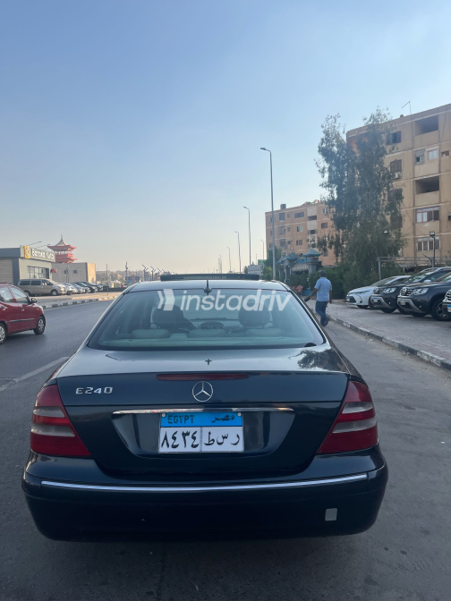 Mercedes E 240 2002 Dark Gray Automatic Used for Sale in Greater Cairo ( Cairo + Giza) - 6