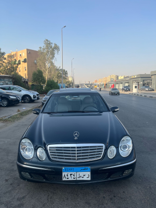 مرسيدس E 240 2002 رمادي غامق أوتوماتيك مستعملة للبيع في القاهرة الكبرى ( القاهرة - الجيزة)