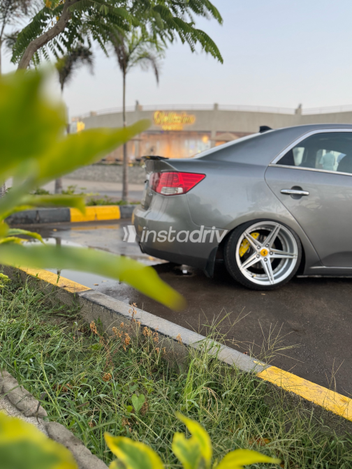 Kia Grand Cerato 2010 Silver Automatic Used for Sale in Greater Cairo ( Cairo + Giza) - 2