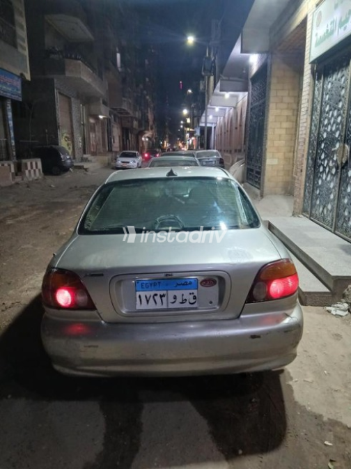 Kia Sephia 2000 Gold Automatic Used for Sale in Shubra al-Khaimah - 2