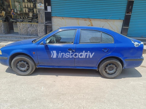 Skoda Octavia 2003 Blue Automatic Used for Sale in Giza - 10