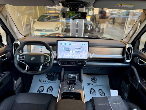 Jetour T2 2025 Black Automatic Used for Sale in Nasr city - 9