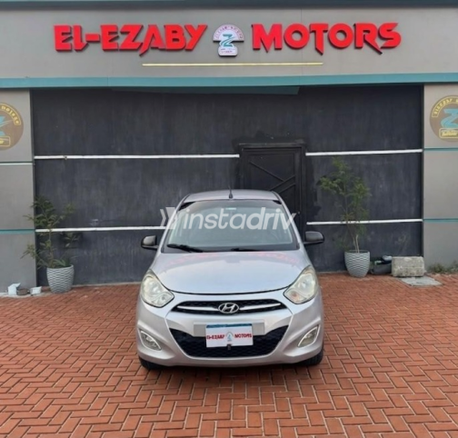 Hyundai I10 2013 Silver Automatic Used for Sale in Nasr city - 1