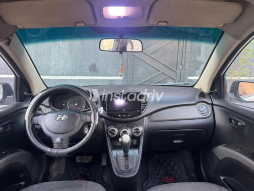 Hyundai I10 2013 Silver Automatic Used for Sale in Nasr city - 5