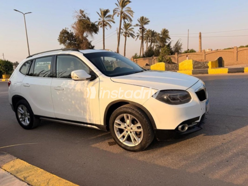 Brilliance V5 2013 White Automatic Used for Sale in Greater Cairo ( Cairo + Giza) - 8