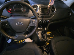 Hyundai Grand i10 2019 Blue Automatic Used for Sale in Greater Cairo ( Cairo + Giza)
