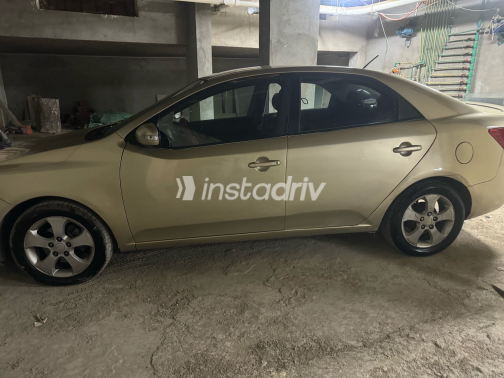 Kia Cerato 2010 Gold Automatic Used for Sale in Greater Cairo ( Cairo + Giza) - 2