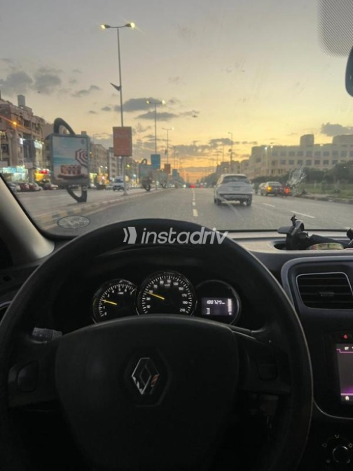 Renault Sandero Step Way 2016 Silver Automatic Used for Sale in 6 October - 7