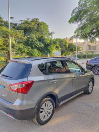 سوزوكى Sx 4 2016 فضي أوتوماتيك مستعملة للبيع في القاهرة