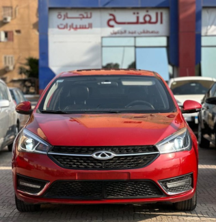 شيرى اريزو 5 2022 أحمر غامق أوتوماتيك مستعملة للبيع في مدينة نصر