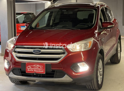 Ford Kuga 2017 Red Automatic Used for Sale in Cairo - 4