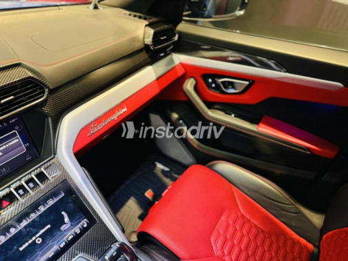 Lamborghini Urus 2019 Dark Blue Automatic Used for Sale in Cairo - 5
