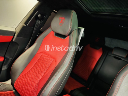 Lamborghini Urus 2019 Dark Blue Automatic Used for Sale in Cairo - 10