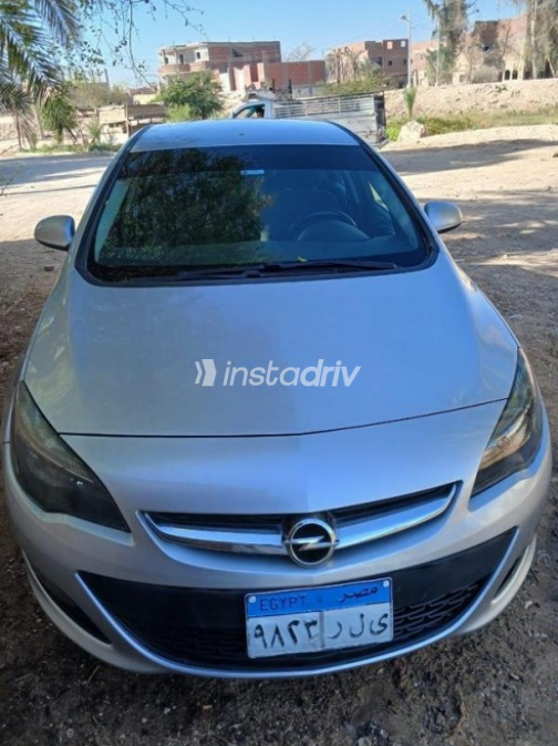 Opel Astra 2020 White Automatic Used for Sale in Greater Cairo ( Cairo + Giza) - 2