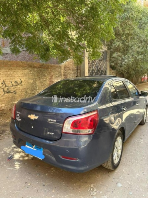 شيفروليه أوبترا 2018 أزرق غامق أوتوماتيك مستعملة للبيع في الهرم - 6