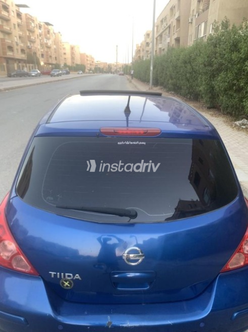 Nissan Tiida 2011 Blue Automatic Used for Sale in 6 October - 4