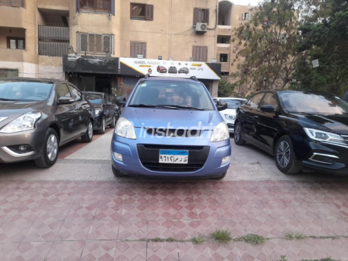 Hyundai Matrix 2010 Dark Blue Automatic Used for Sale in Nasr city - 2