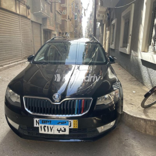 Skoda Octavia A7 2016 Black Automatic Used for Sale in Pyramids Gardens - 3