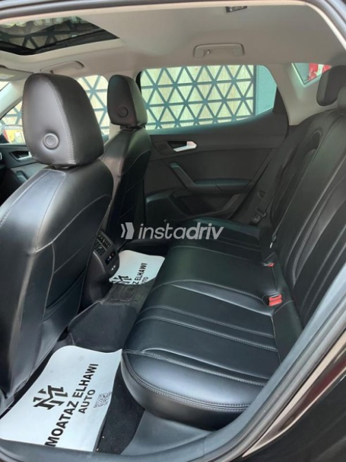 Seat Leon 2024 Black Automatic Used for Sale in Cairo - 10