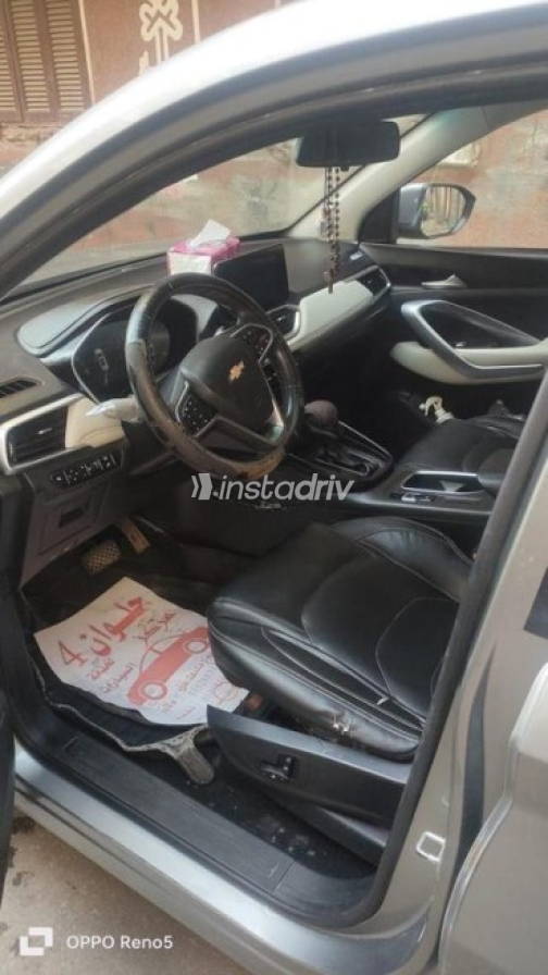 Chevrolet Captiva 2021 White Automatic Used for Sale in Greater Cairo ( Cairo + Giza) - 3
