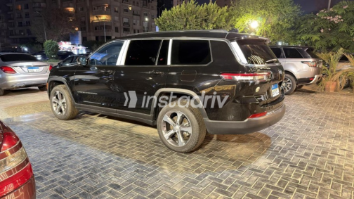 Jeep Grand Cherokee 2024 Black Automatic Used for Sale in Cairo - 5